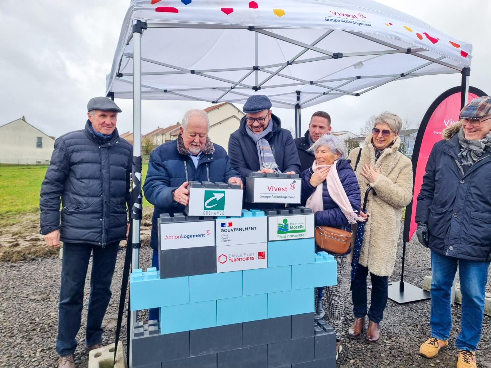 Créhange : Vivest pose la première pierre d’un programme de 34 logements adaptés