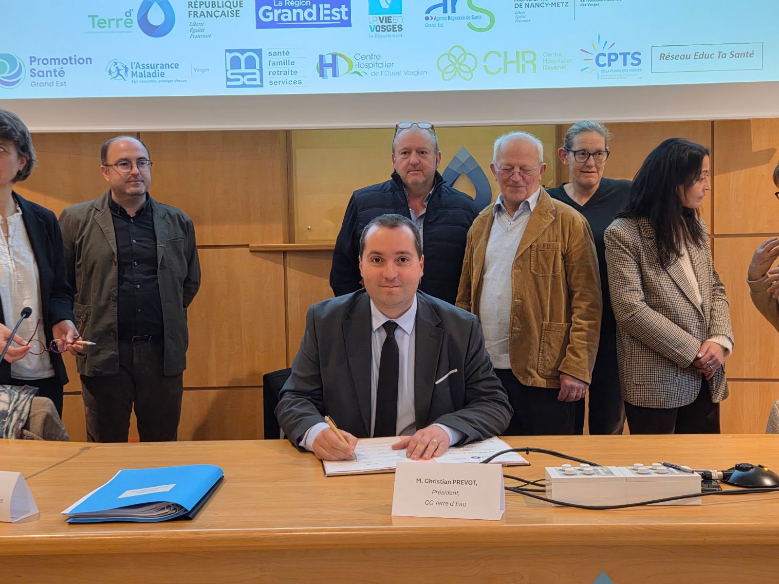 Neufchâteau : Terre d’Eau signe son contrat local de santé 2026–2030