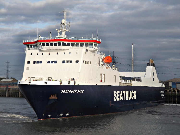 Naviland Cargo rachète Seatruck : l'intermodalité entre le rail et la route s'accélère au Havre