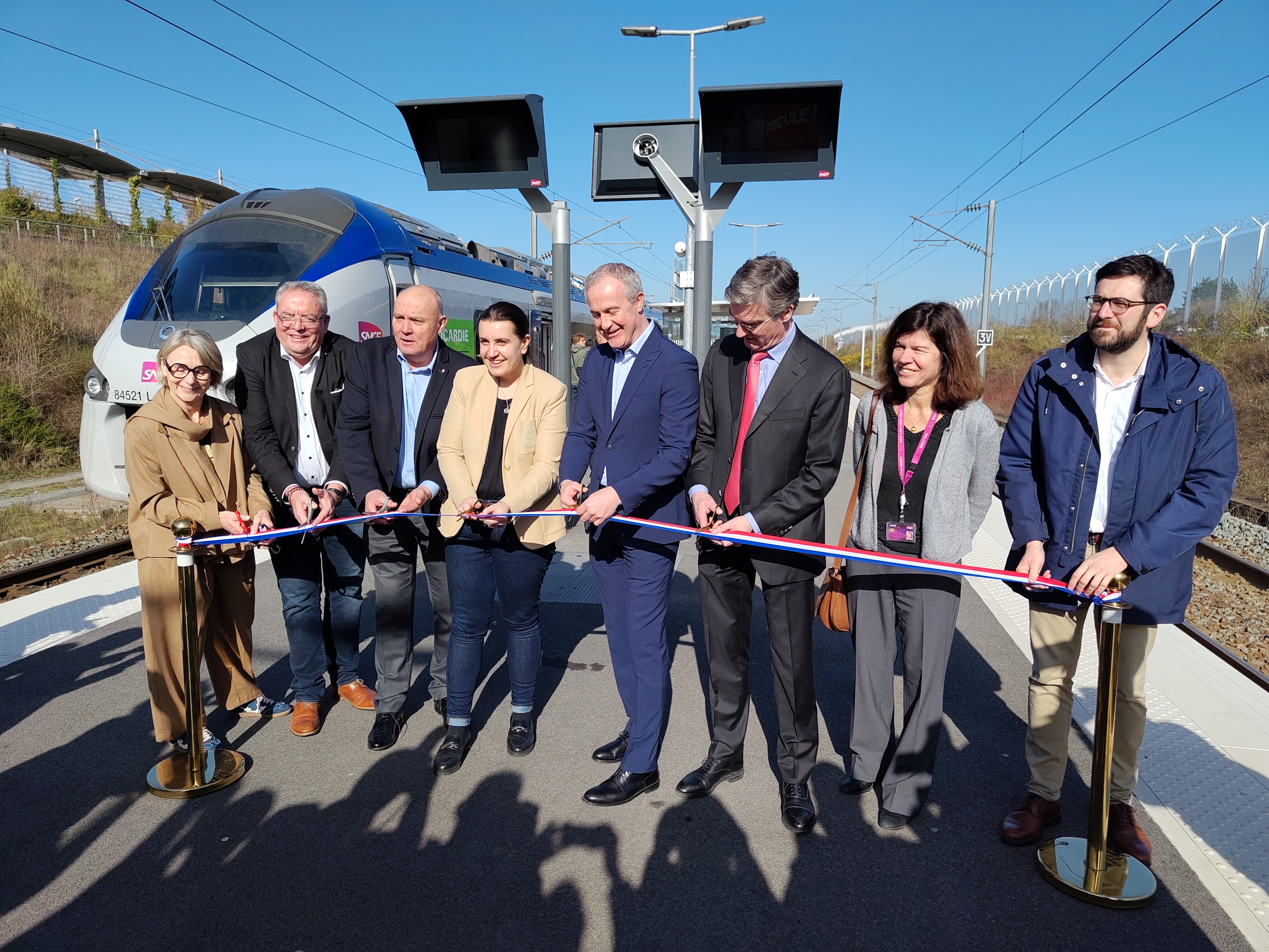 Toujours pas d’Eurostar, mais une gare rénovée à Calais-Fréthun
