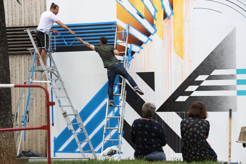 L’art urbain de l’artiste Olivia de Bona sublime le savoir-faire industriel de Saint-Gobain-PAM