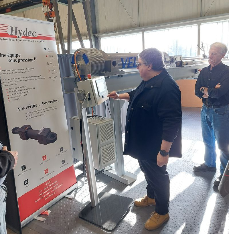 Pays du Coquelicot : Arceo Technologies et Hydrec lancent une nouvelle gamme de vérins mécatroniques