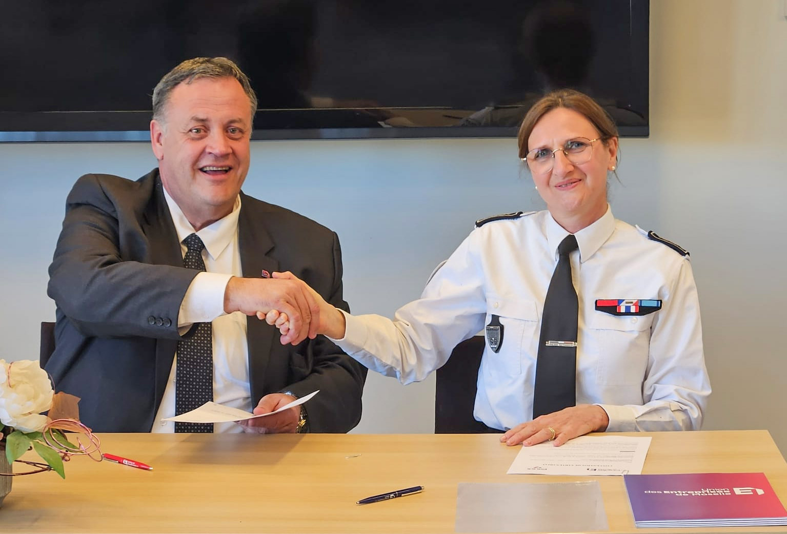UE57 et Police nationale : un partenariat renforcé au service des entreprises mosellanes