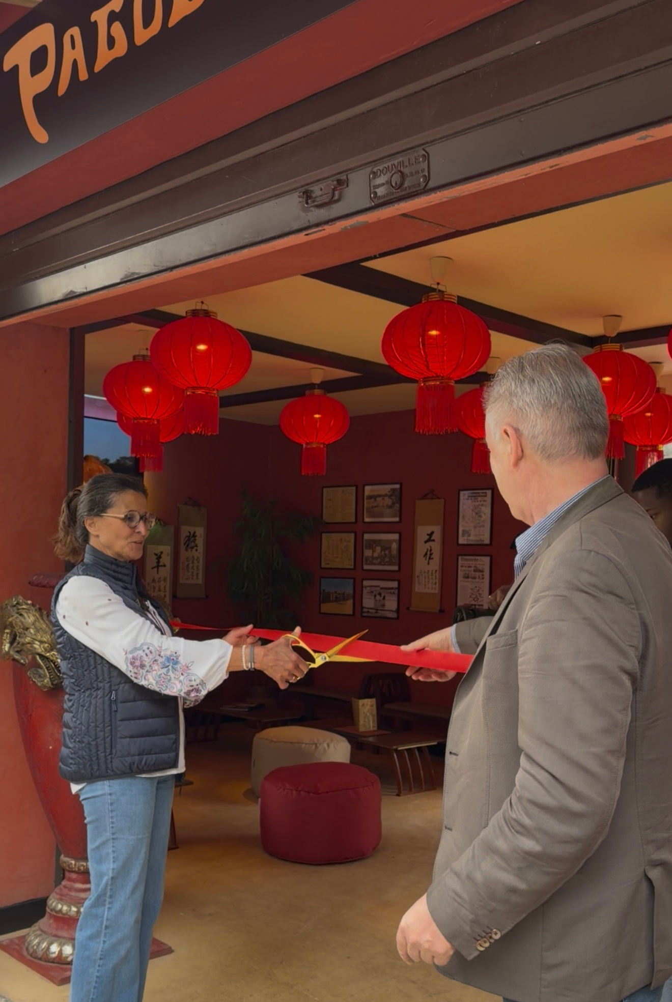 Pagode Café : le nouveau coffee shop-exposition de la Mer de Sable en hommage à son créateur
