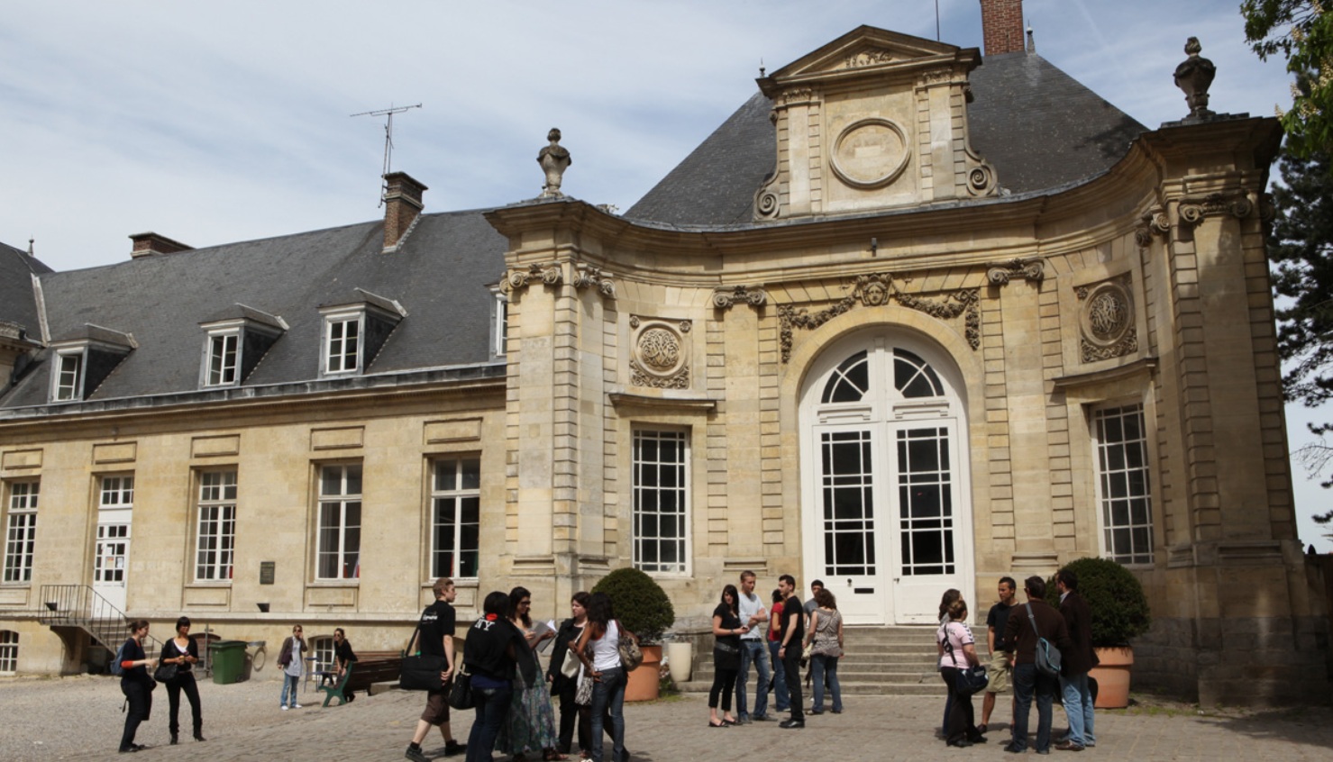 À Amiens, l’ESC décroche le grade de master pour 3 ans pour son Programme Grande École