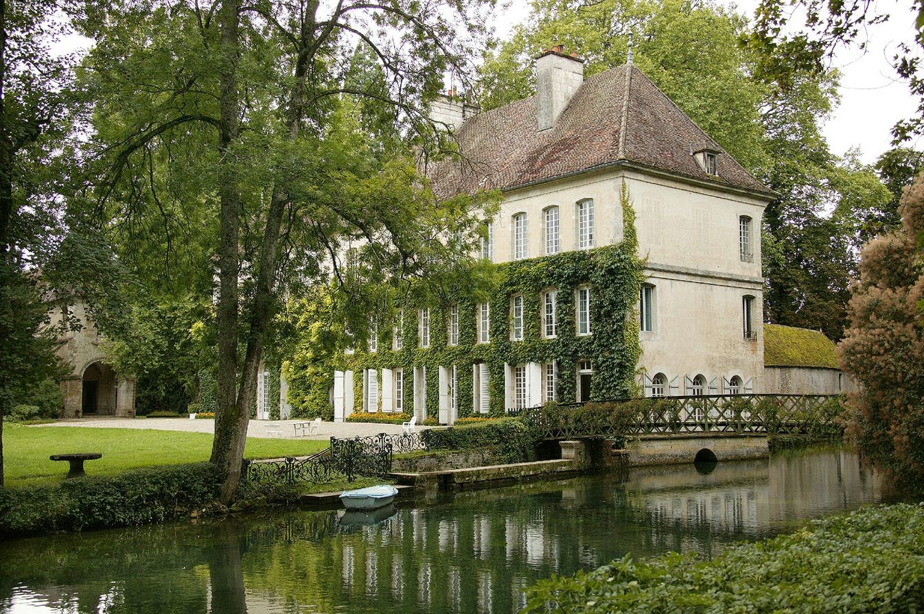 À l’Abbaye de Bèze, cinq professionnels bourguignons mettent la fleur à l’honneur