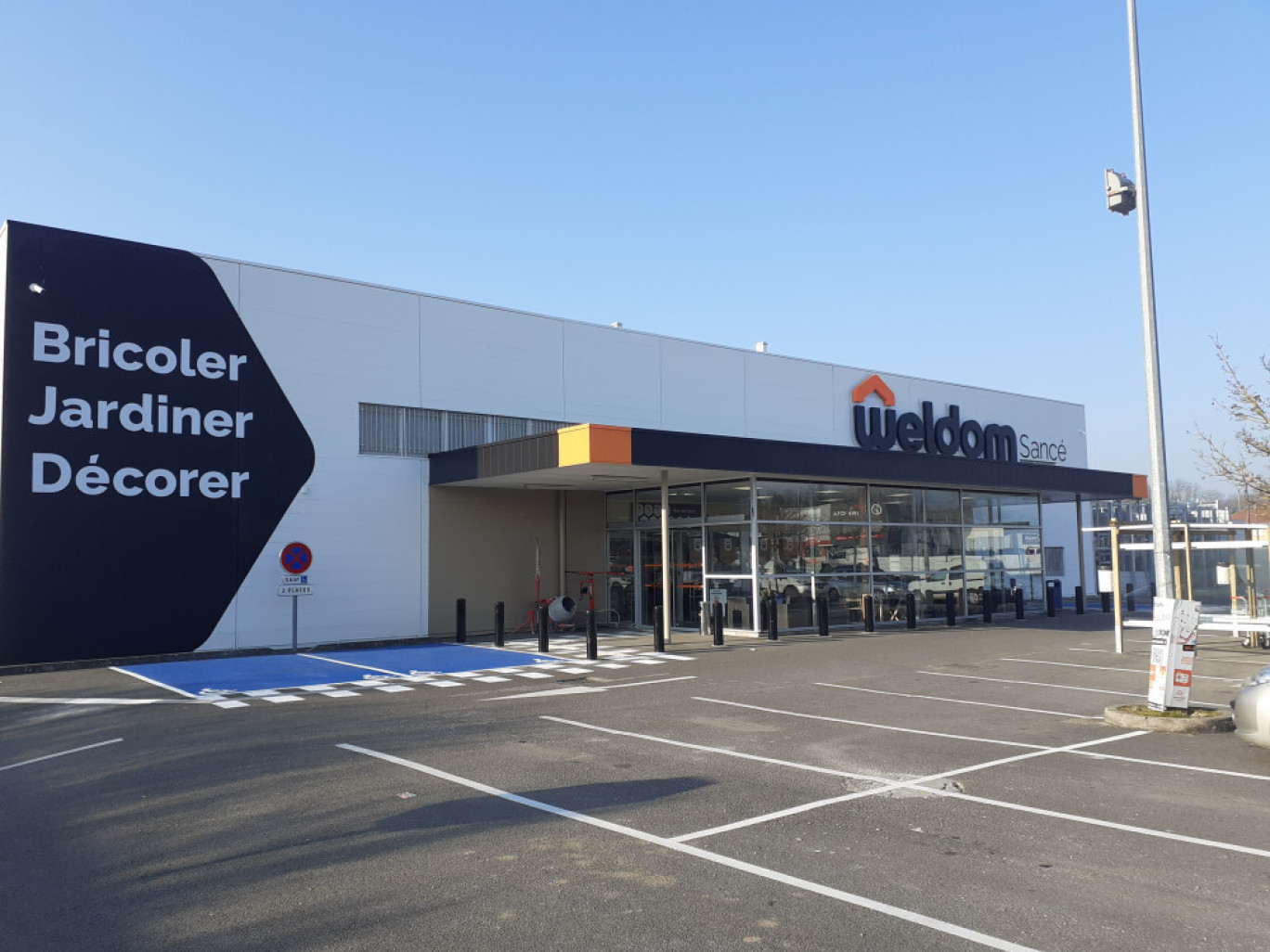 Breuil-le-Sec : Weldom, finaliste des Trophées Meilleure Chaîne de Magasins 2027