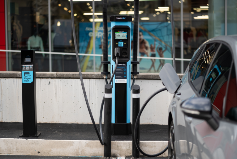 Inauguration d’une nouvelle station de bornes de recharge ultra-rapide à Talange 