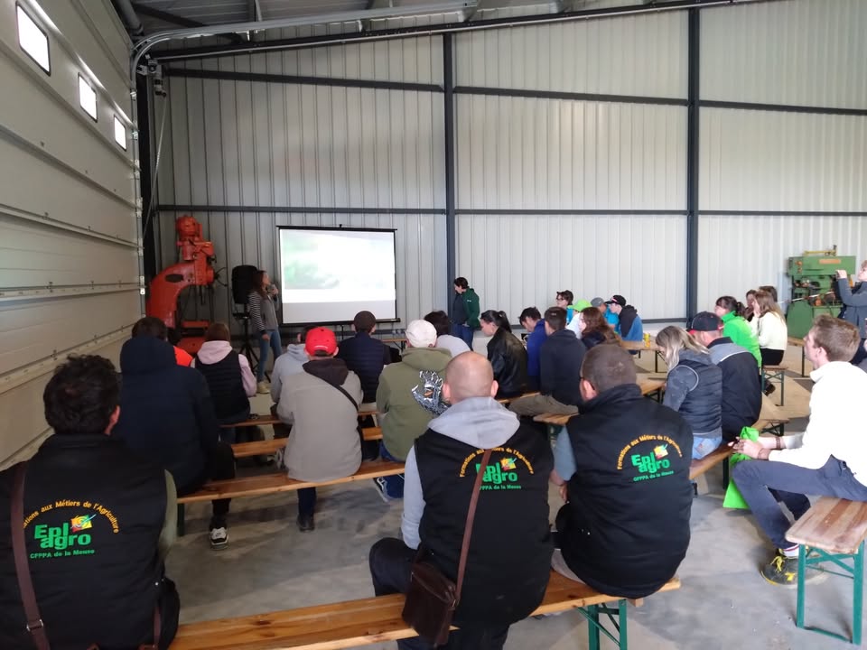 Le champ des robots s’ouvre aux futurs professionnels agricoles