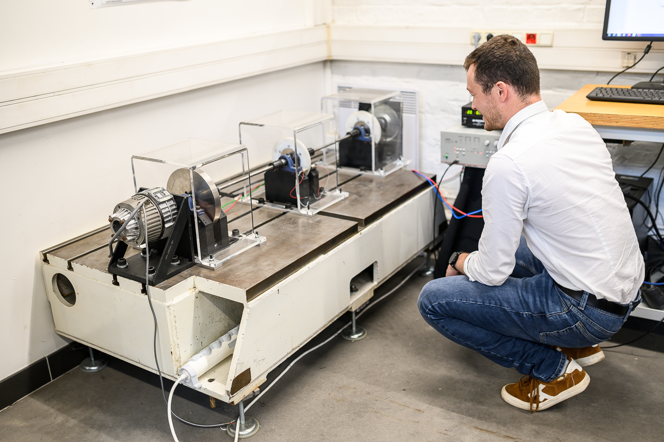 Valeo et Arts et Métiers renforcent leur partenariat sur les chaînes de traction automobile électriques