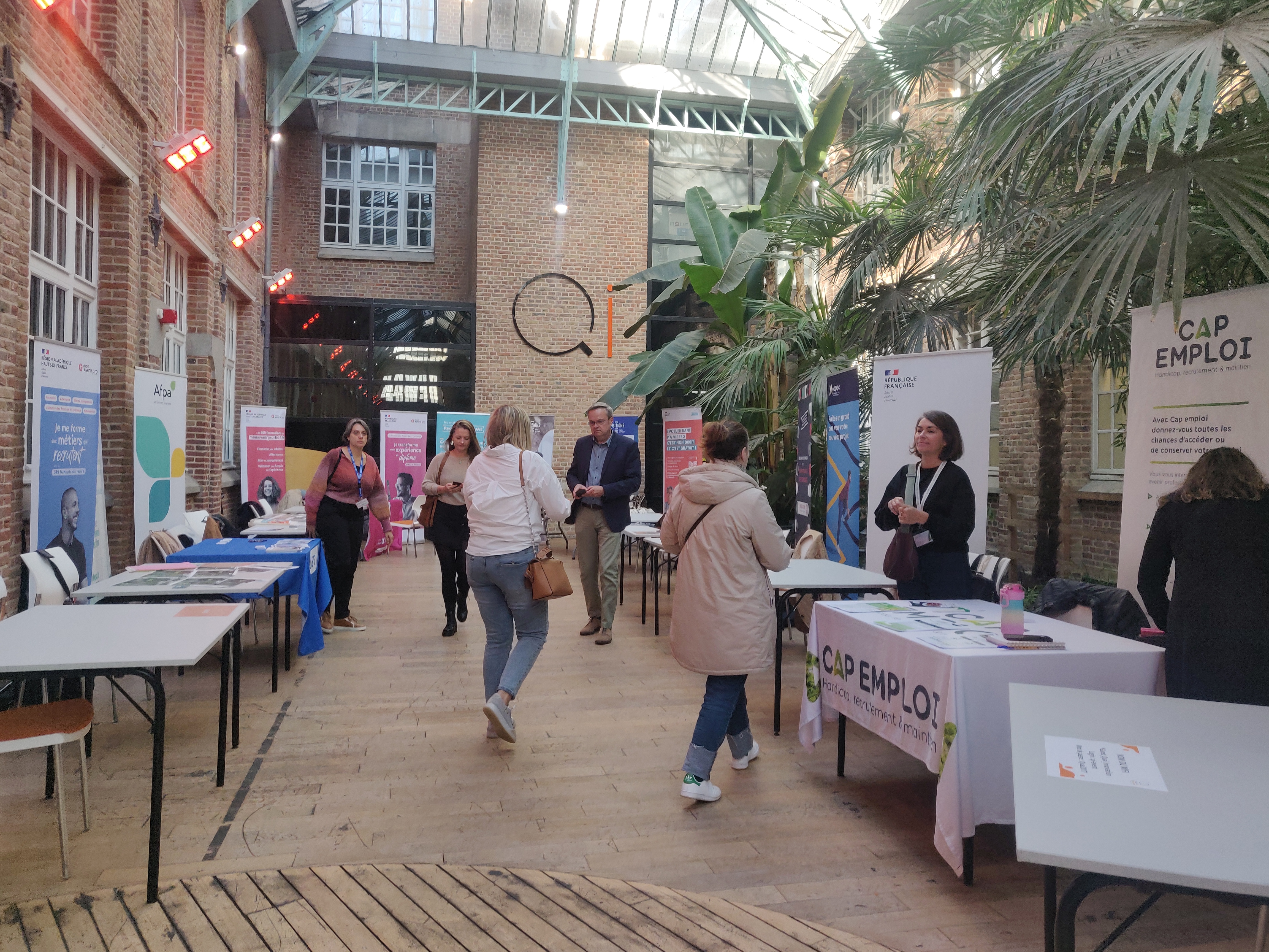 Reconversion et validation des acquis en matinale à Amiens