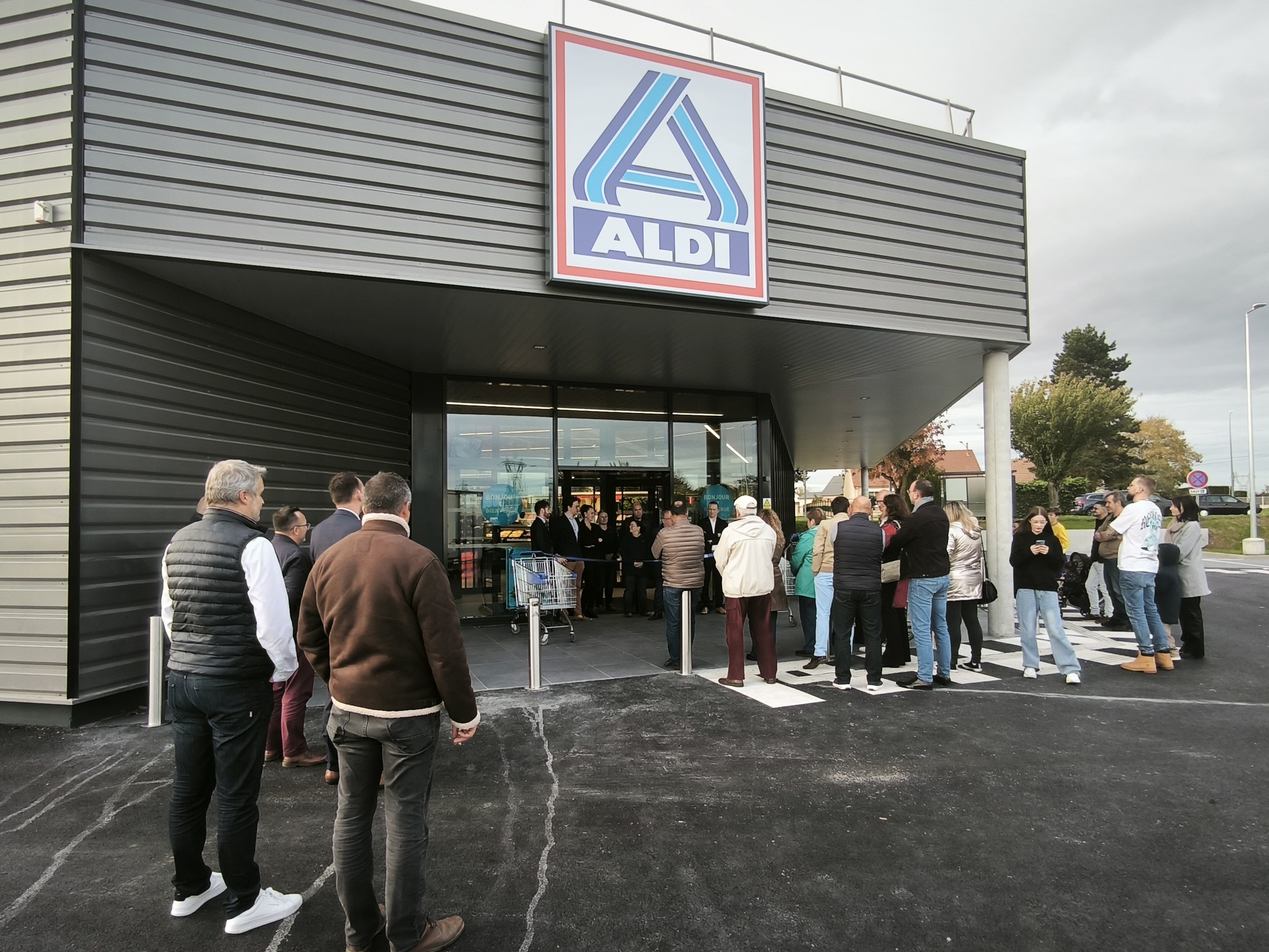 Tergnier : Le nouveau magasin Aldi a ouvert ses portes