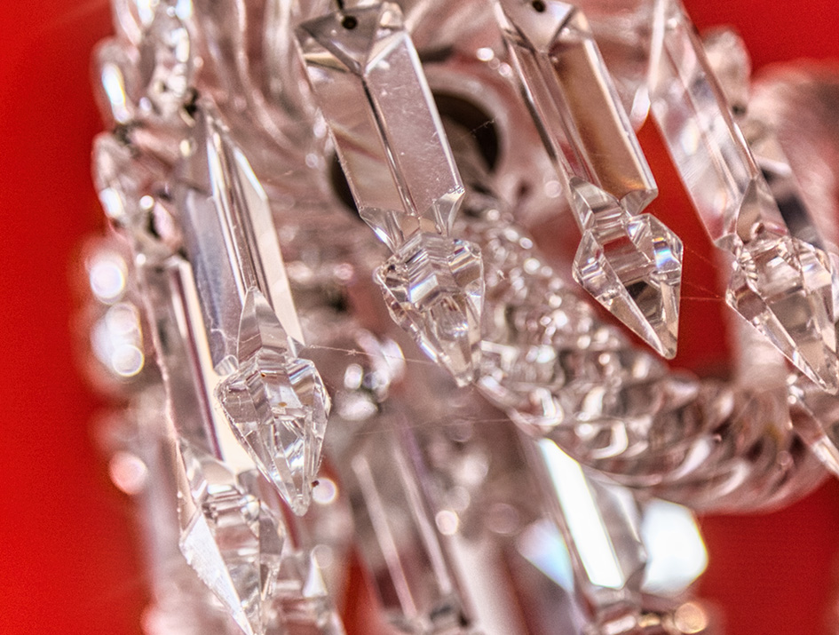 La Région Grand Est soutient Baccarat dans le développement du cristal sans plomb