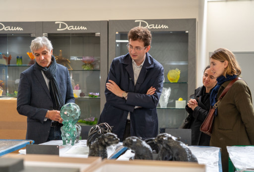 La cristallerie Daum, vitrine du savoir-faire verrier et moteur économique local