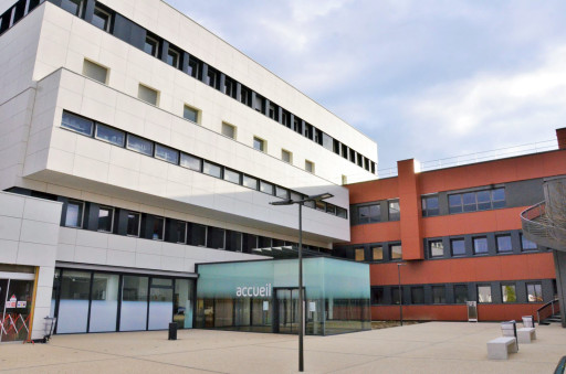 Mâcon : 81 agents honorés à l’hôpital lors des vœux 2026