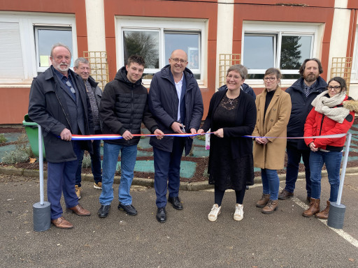 À Airaines dans la Somme, un jardin sensoriel dans la cour du collège