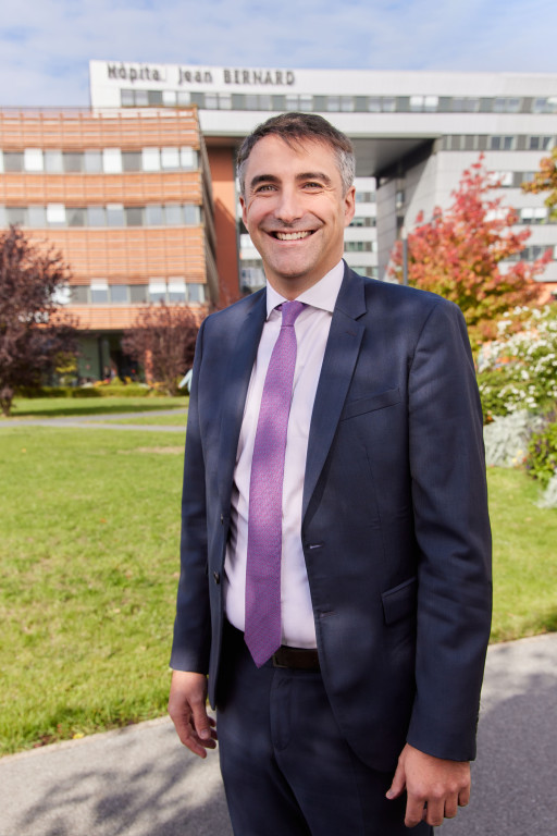 "A Valenciennes, l'hôpital délibère, anticipe et fédère"